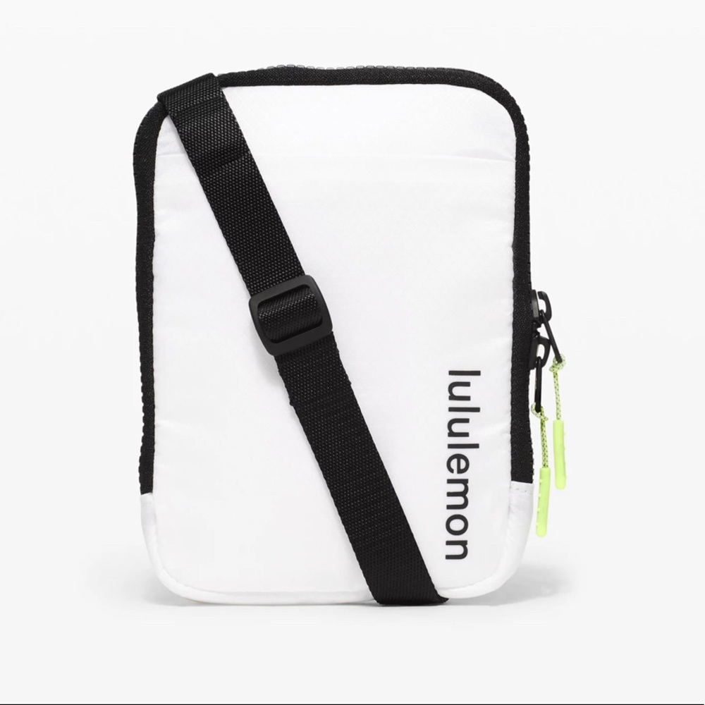 lululemon white crossover bag
